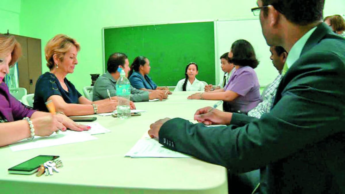 El comité de selección escogió a 100 escuelas con base en ensayos y entrevistas. CORTESÍA