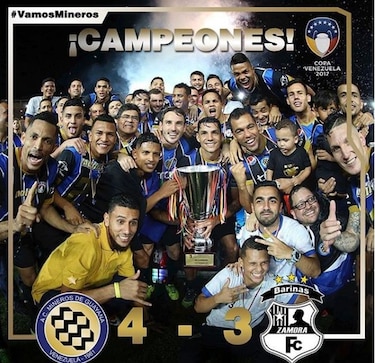 "Gracias a Dios somos campeones", el panameño Rolando Escobar