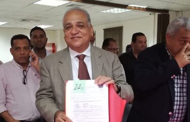 Martinelli se postula como precandidato a diputado por el circuito 8-8