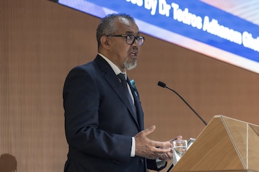 OMS advierte que salida de Argentina la hará ‘menos segura’