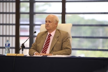 Convocan a última hora a diputados para evaluar denuncia contra magistrados