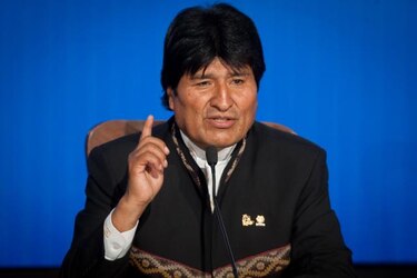 Morales asegura que no pidió a la CIJ revisión de tratado limítrofe