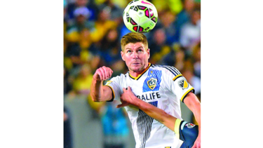 Gerrard anuncia su retiro del fútbol