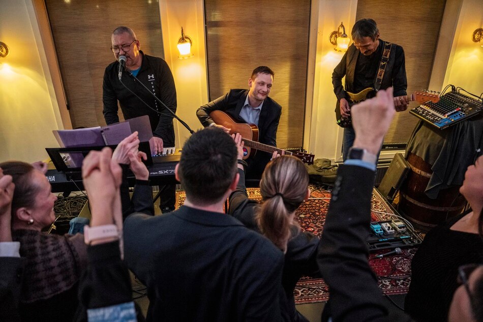 Groenlandia: fuerza opositora independentista moderada gana las elecciones