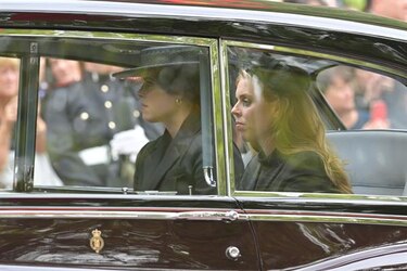 El féretro de Isabel II recorrió las calles de Londres por última vez