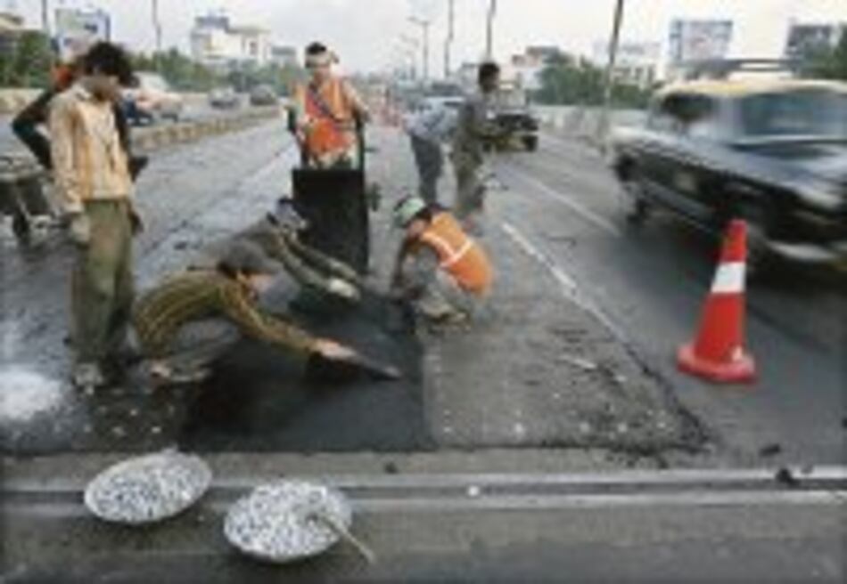100 km de carreteras nuevas al día en India