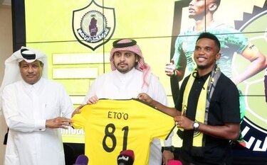 Samuel Eto'o sigue activo; jugará en el club número 13 de su carrera