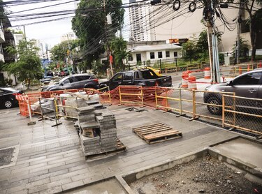 $9.5 millones más costarán los trabajos en calle Uruguay