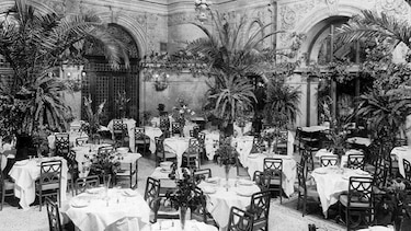 6 datos del icónico hotel Waldorf Astoria, símbolo de Nueva York y de la recuperación de Estados Unidos tras la Gran Depresión