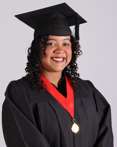 La Universidad de Panamá presenta a los graduados de su Facultad de Derecho y Ciencias Políticas