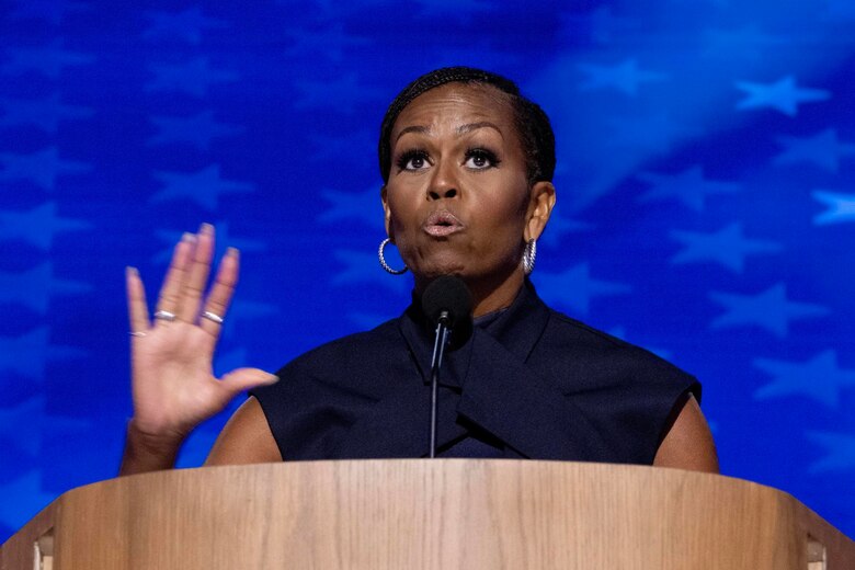 Kamala Harris y Michelle Obama se alían para advertir sobre el peligro de elegir a Trump