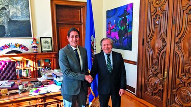 Almagro recibe a dirigente opositor