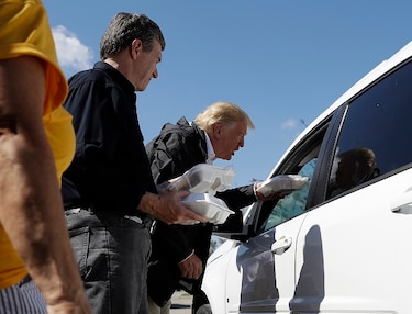 Crece frustración entre refugiados a causa de Florence