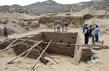 Descubren cámara fúnebre de un noble inca en Perú