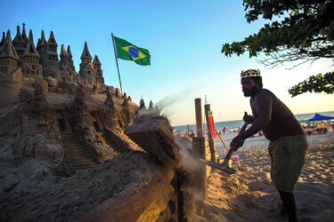 El rey Marcio y su castillo de arena