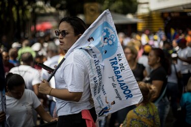 Trabajadores latinoamericanos exigen cambios y algunos Gobiernos prometen mejoras