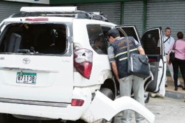 Solicitan fianzas para tres policías