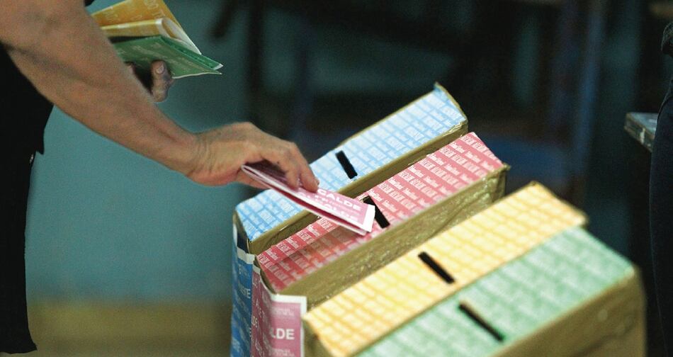 Diputados se aferran a la figura del residuo