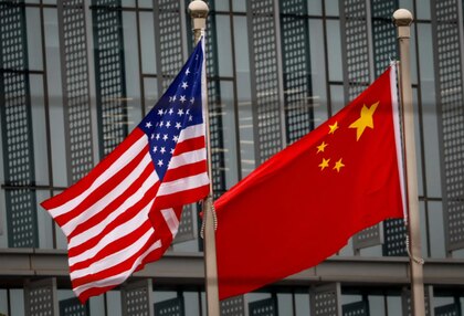 Estados Unidos y China se citan tras conflicto comercial desatado por los aranceles
