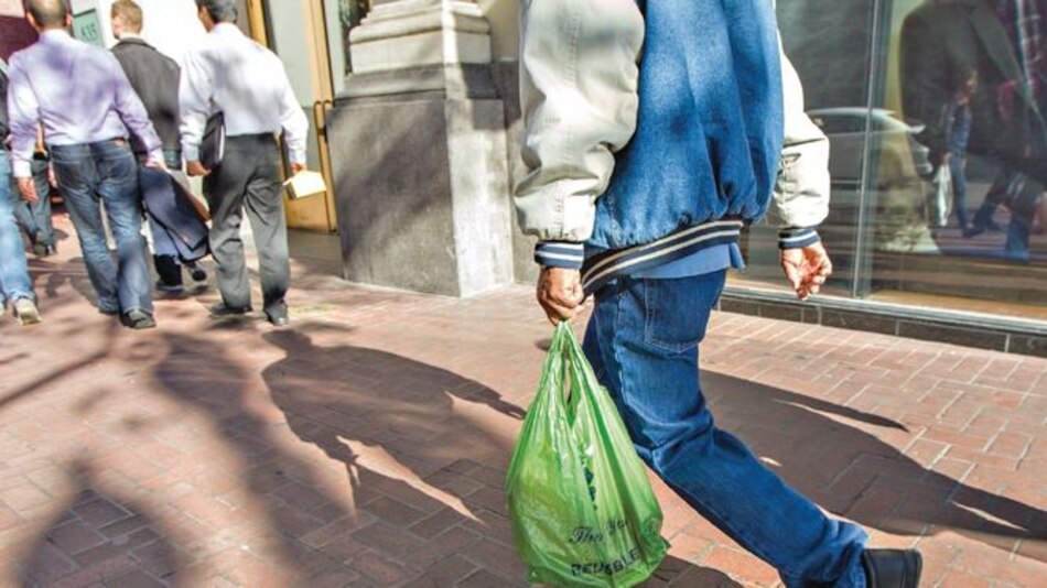 Perú propone proyecto para regular uso de bolsas plásticas