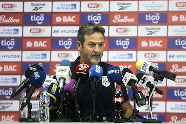Thomas Christiansen valora el punto obtenido ante Surinam