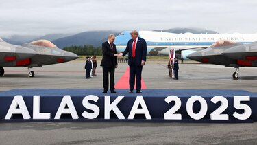 Trump y Putin concluyen la cumbre en Alaska sobre la guerra en Ucrania con avances pero sin un acuerdo