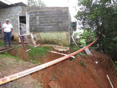 Miviot evalúa viviendas afectadas por lluvias en Arraiján