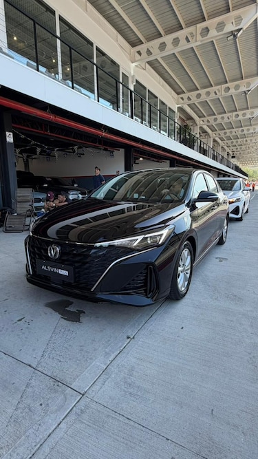 Changan presenta en Autódromo Panamá el nuevo Alsvin Plus 2026