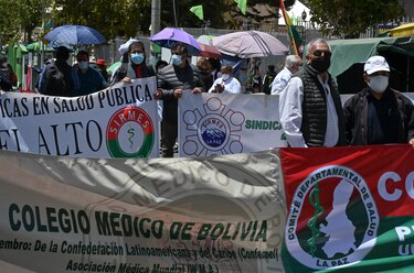 Presidente de Bolivia deroga polémica ley que provocó paro
