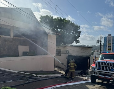 Controlan incendio en residencia de Dos Mares, detrás de El Dorado