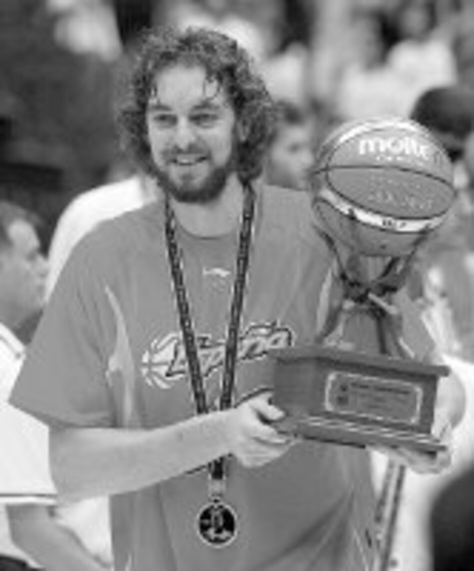 España arrolló a Grecia y es el nuevo campeón