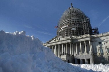 Costa este de Estados Unidos se prepara para nevada gigante