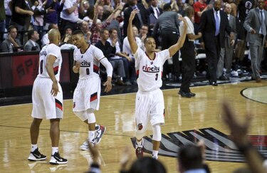 Blazers pasan a semifinales, eliminan a los Clippers