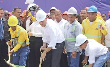 Los dos años de Juan Carlos Varela, entre elogios y críticas