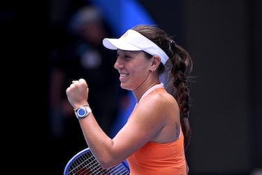 Pegula remonta en el segundo set y avanza a semifinales en Melbourne