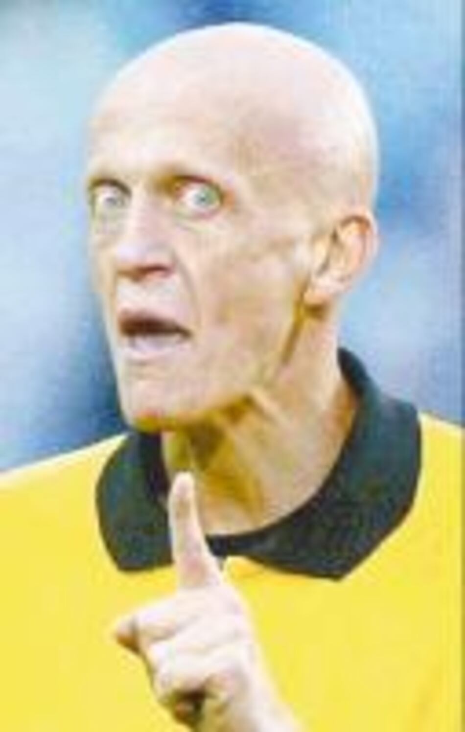 'El Calvo' Collina y sus asistentes están aislados