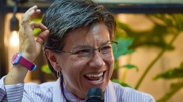 La primera alcaldesa electa de Bogotá, Claudia López, una mujer que rompió moldes