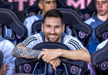 Messi marca el gol del triunfo en su estreno con el Inter Miami