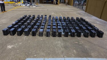 Condenan a nueve años de cárcel a tres nicaraguenses capturados con 560 kilos de cocaína en Punta Coco