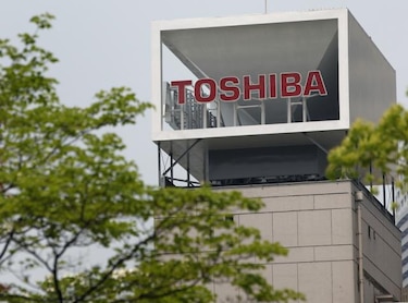 Toshiba presenta un robot para limpiar uno de los reactores de Fukushima