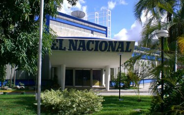 Ordenan a medio en Venezuela "abstenerse" de publicar noticias que desconozcan autoridades