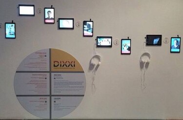 Múltiples exposiciones desde tabletas en Casa del Soldado