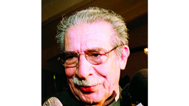Suspenden juicio por genocidio