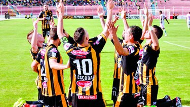 The Strongest se corona en Bolivia