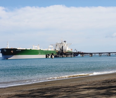 Reparación de muelle de PTP en medio de conflicto con municipio