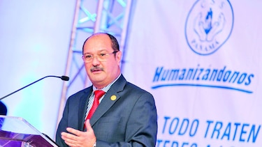 Director de la CSS justifica polémica compra de artículos promocionales