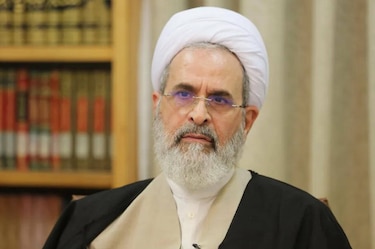 El ayatolá Alireza Arafi es nombrado como el líder supremo interino de Irán