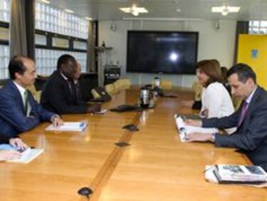 Canciller María Ángela Holguín afronta moción de censura por crisis fronteriza