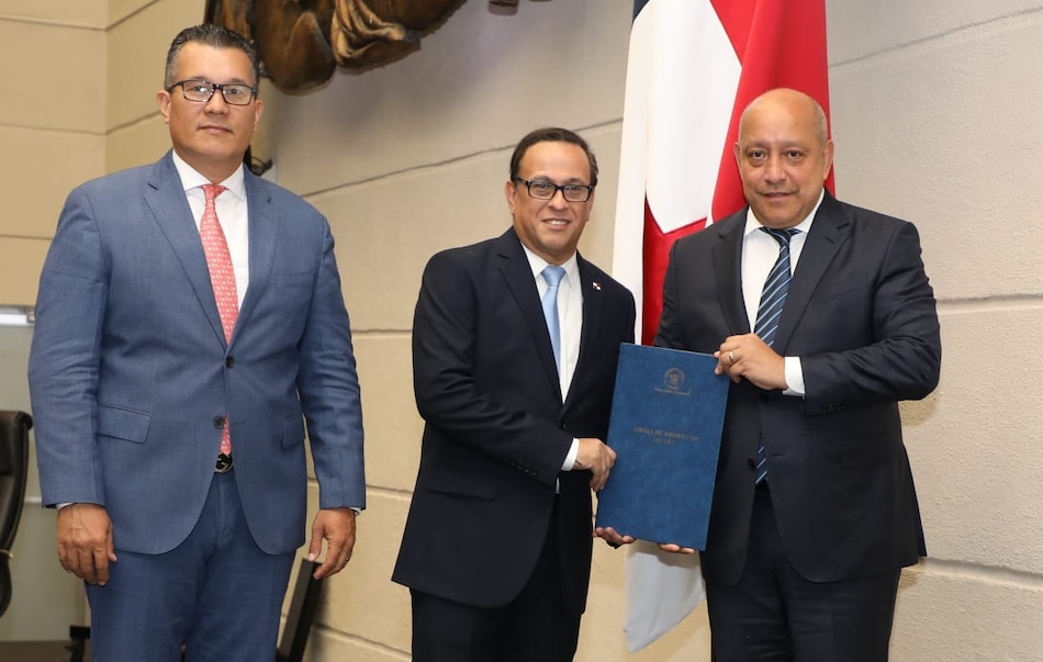 El pleno de la Asamblea ratifica a los nuevos directores del Ifarhu, IMA y Pandeportes