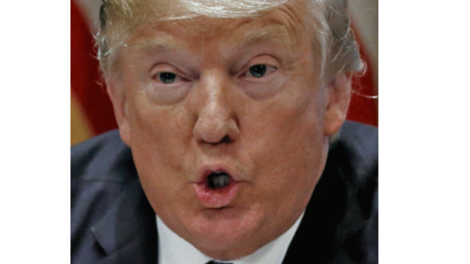 Trump intenta calmar tormenta política, dice que se expresó mal